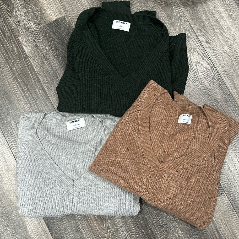 THREE Long sleeve Old Navyy sweaters